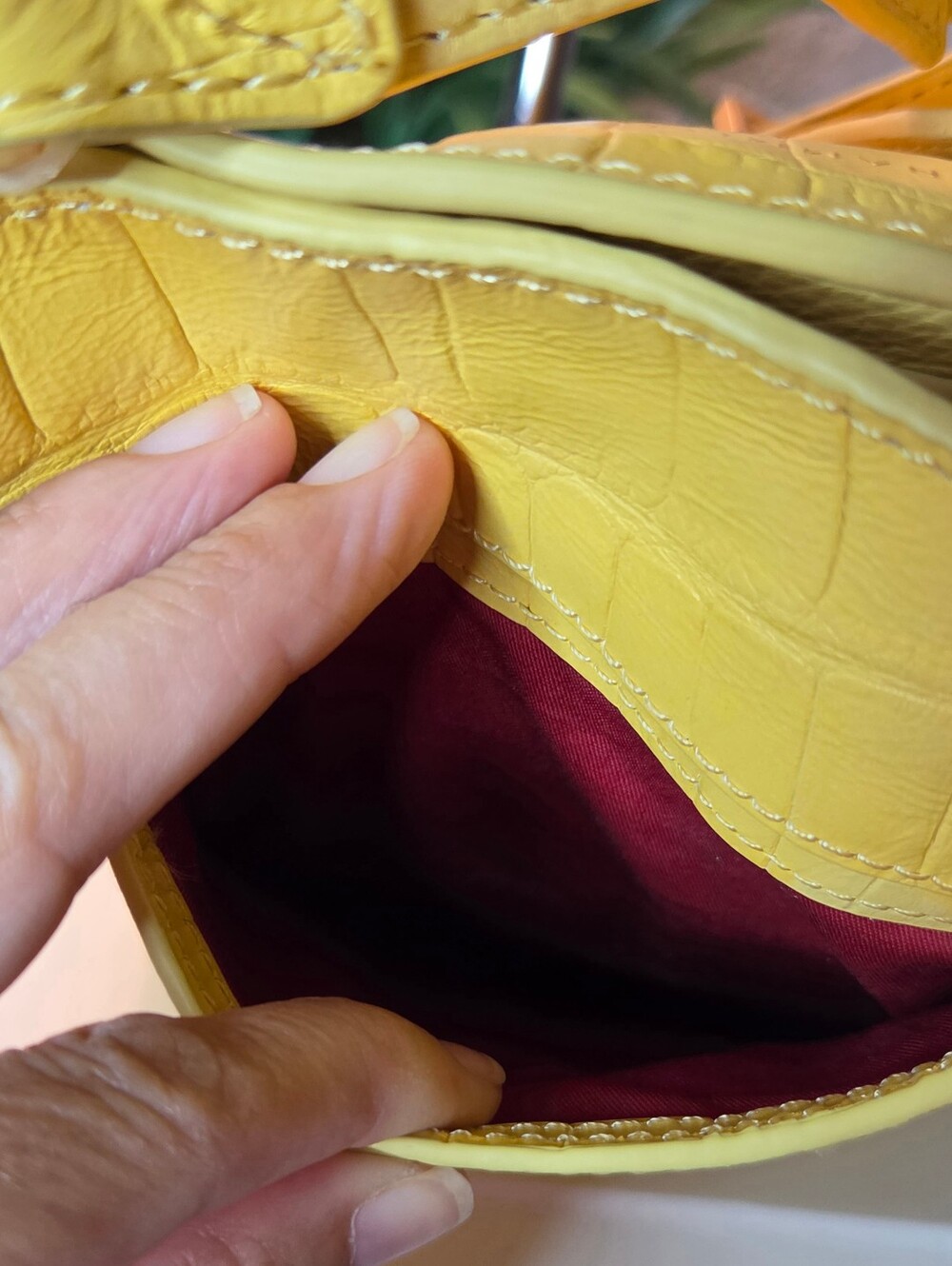 Hammitt Davis Small Sunstruck Yellow Croc Leather Crossbody Bucket Bag NWT - Picture 9 of 16
